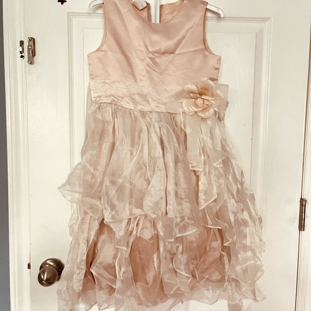 Shuffle dress